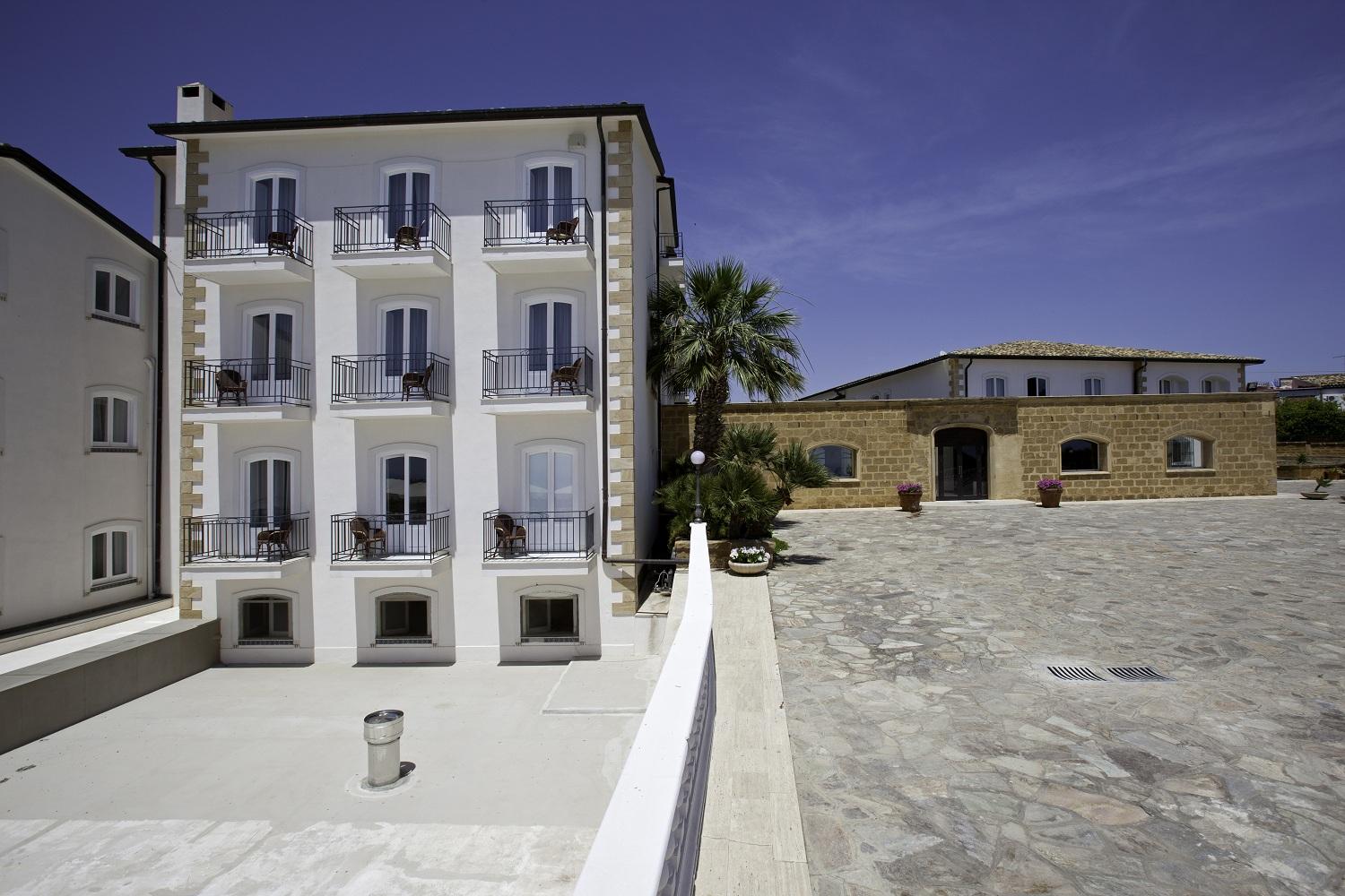 Ih Hotels Agrigento Kaos Resort Ngoại thất bức ảnh